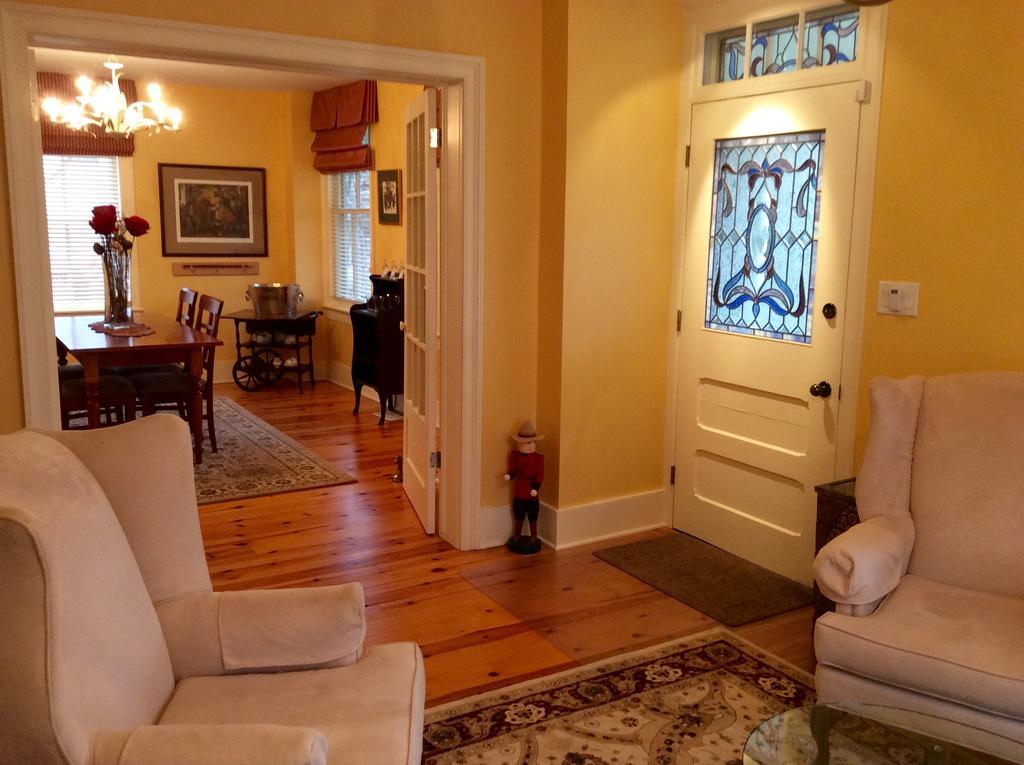Scarlet Tunic Bed And Breakfast Niagara-on-the-Lake Luaran gambar